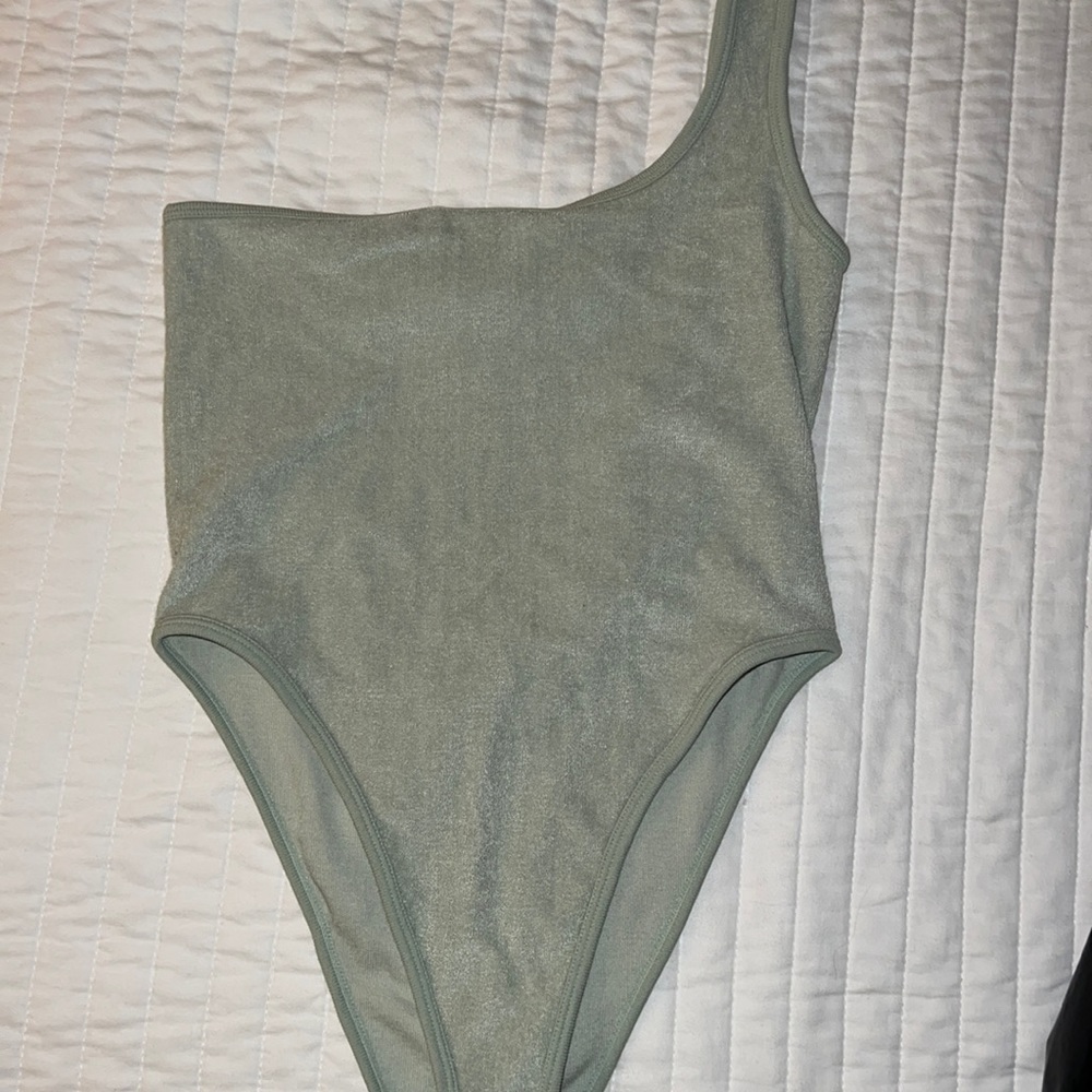 Zara asymmetrical Terrycloth bodysuit in mint green.